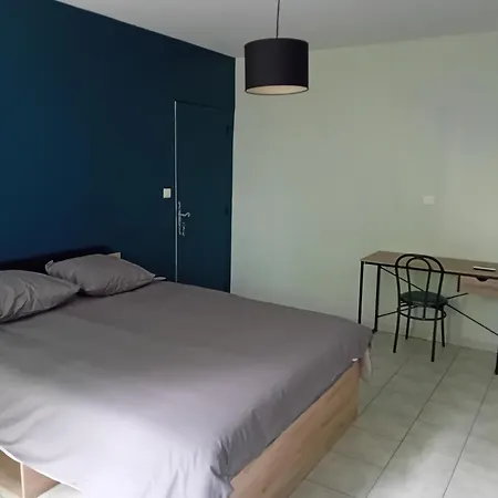 Gite Chambre Dans 1 A 2 Personnes Cruis